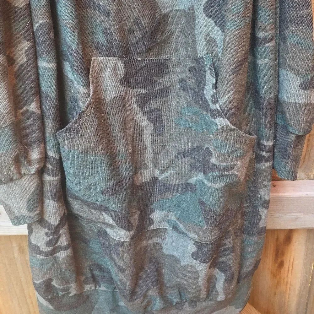 Off The Shoukder Tunic - Picture 2 of 5
